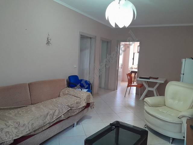 Two bedroom apartment for rent in the area of Brryli, in Tirana.
It is positioned on the third floo
